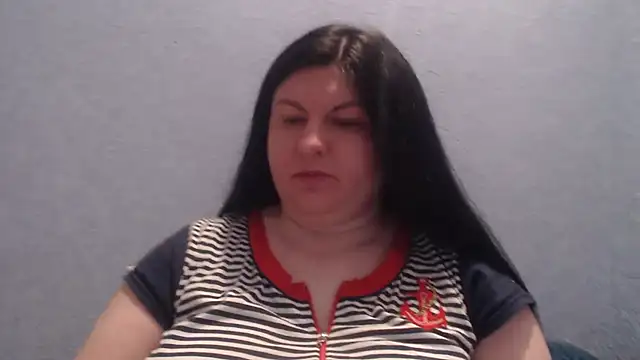 Snapshot of KiraSwee chatting on February 26, 2026, 7:58 pm KiraSwee online show from February 26, 2026, 7:58 pm