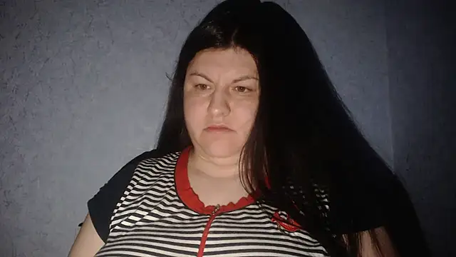 Snapshot of KiraSwee chatting on January 16, 2026, 10:47 pm KiraSwee online show from January 16, 2026, 10:47 pm