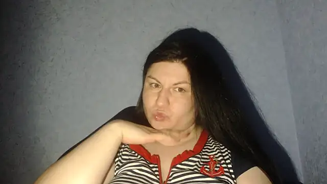 Snapshot of KiraSwee chatting on March 16, 2026, 10:56 pm KiraSwee online show from March 16, 2026, 10:56 pm