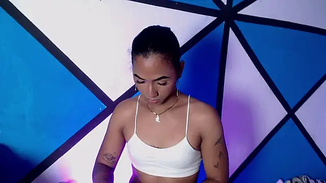 Alissemasiel online show from October 2, 2025, 6:11 pm