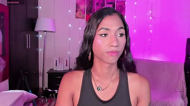 Snapshot of Alissemasiel chatting on April 17, 2026, 3:37 pm Alissemasiel online show from April 17, 2026, 3:37 pm