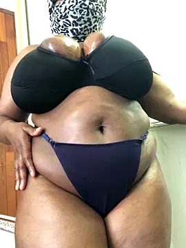 Snapshot of servingBigTitis chatting on October 6, 2025, 2:29 pm servingBigTitis online show from October 6, 2025, 2:29 pm