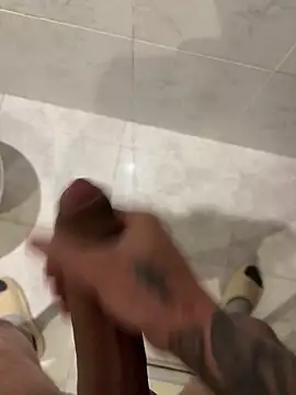 yeiyei oficial online show from March 14, 2026, 6:36 pm