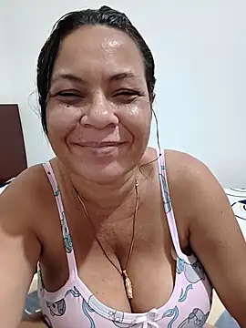 Snapshot of thefuckingowneroftits chatting on March 25, 2026, 3:28 am thefuckingowneroftits online show from March 25, 2026, 3:28 am