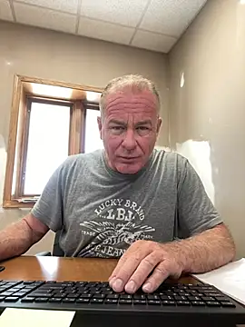 Snapshot of hintly chatting on August 1, 2026, 4:49 pm hintly online show from August 1, 2026, 4:49 pm