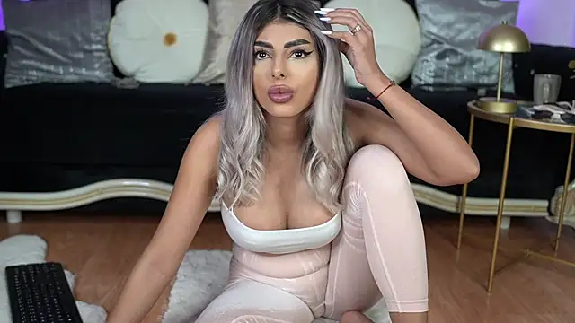 emma goodess  online show from March 9, 2025, 7:37 pm