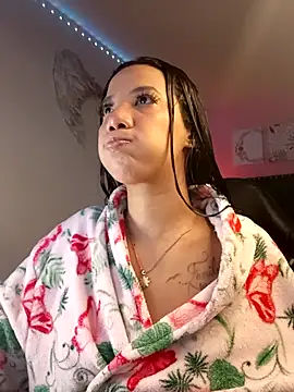 Snapshot of SallyWhitee chatting on February 28, 2026, 5:29 am SallyWhitee online show from February 28, 2026, 5:29 am