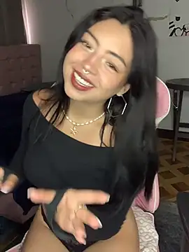 Snapshot of Valu_euphoria chatting on April 21, 2026, 5:19 pm Valu euphoria online show from April 21, 2026, 5:19 pm