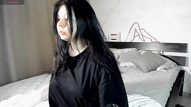Snapshot of Amely_Li1 chatting on February 22, 2025, 1:11 am Amely Li1 online show from February 22, 2025, 1:11 am