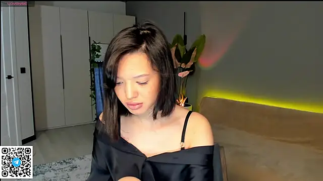 Snapshot of RikoAsada chatting on March 31, 2026, 6:37 am RikoAsada online show from March 31, 2026, 6:37 am