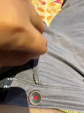 Snapshot of man16101 chatting on February 12, 2025, 2:54 pm man16101 online show from February 12, 2025, 2:54 pm