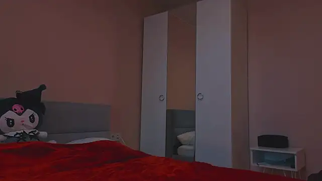 Snapshot of Mia_Luw chatting on October 1, 2025, 8:41 am Mia Luw online show from October 1, 2025, 8:41 am