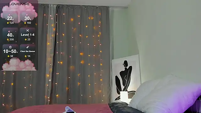 Snapshot of Mia_Luw chatting on March 10, 2025, 10:13 pm Mia Luw online show from March 10, 2025, 10:13 pm