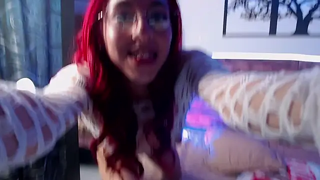 Alektra bryce online show from March 12, 2025, 10:28 pm