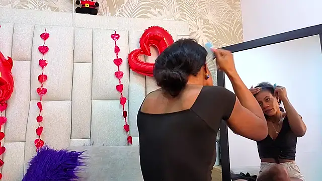 Snapshot of dafnnelewis chatting on February 20, 2026, 11:34 am dafnnelewis online show from February 20, 2026, 11:34 am