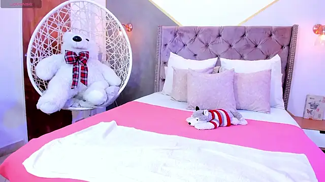 cattaleya get online show from March 6, 2025, 11:58 am