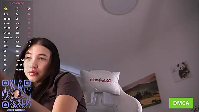 LizbethGee online show from March 15, 2026, 4:19 am