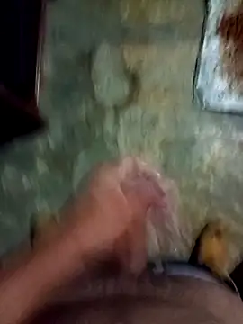 Snapshot of Alfredoloza chatting on February 19, 2026, 10:12 am Alfredoloza online show from February 19, 2026, 10:12 am