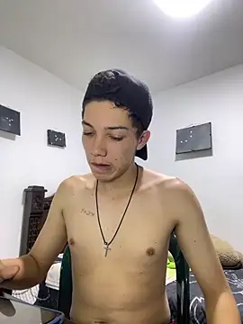 Snapshot of Gadiel_Sex chatting on October 13, 2025, 2:07 pm Gadiel Sex online show from October 13, 2025, 2:07 pm