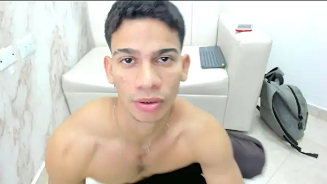 ANDRES STUD online show from September 20, 2025, 4:28 am