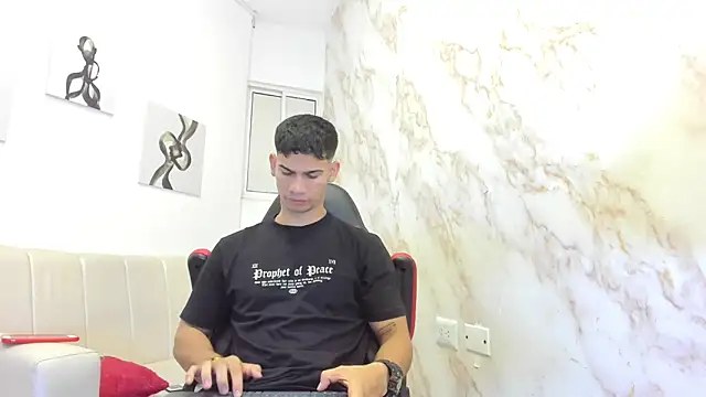 ANDRES STUD online show from October 4, 2025, 4:25 am