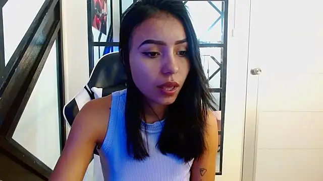 julieta fn online show from September 10, 2025, 2:27 pm