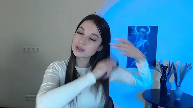 Eva Eldis online show from March 8, 2025, 5:33 pm