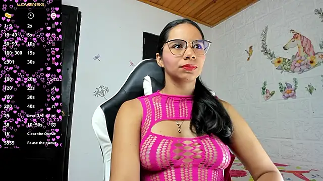 alisson hoffman05 online show from March 19, 2026, 7:47 pm