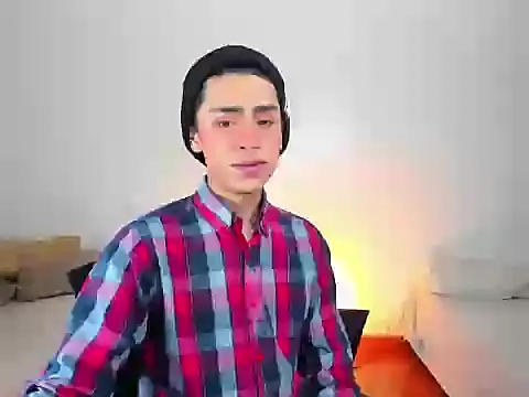 Snapshot of steve__gray chatting on February 25, 2025, 1:53 pm steve gray online show from February 25, 2025, 1:53 pm