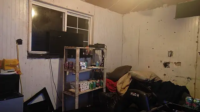 nuttyking2022 online show from November 21, 2025, 1:48 am