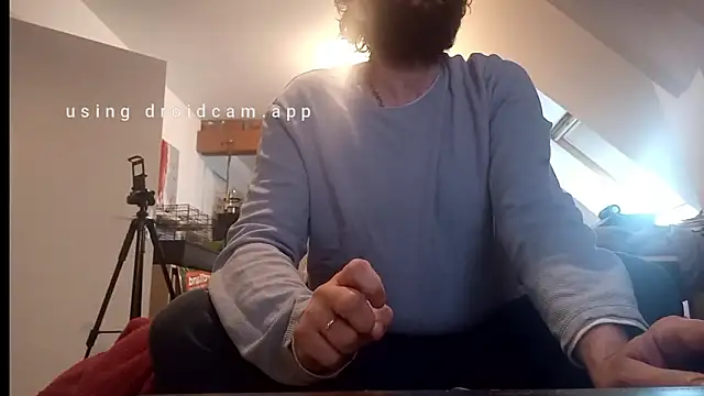 Mastersanges online show from May 15, 2026, 2:37 pm