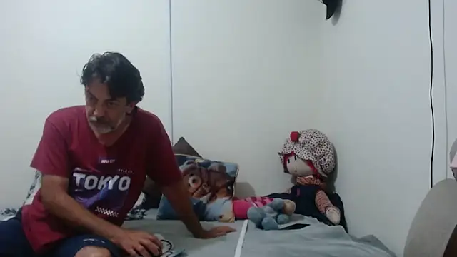 jeans and emma online show from April 12, 2026, 11:30 pm