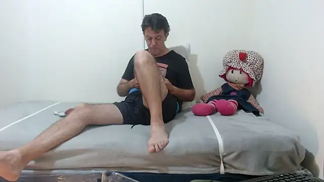 jeans and emma online show from March 20, 2026, 12:00 am