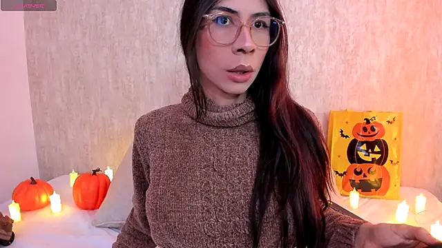 Snapshot of Amby_ambar chatting on November 2, 2025, 1:10 am Amby ambar online show from November 2, 2025, 1:10 am