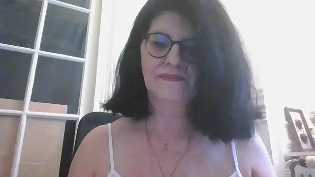 Snapshot of sarahspotlight chatting on September 9, 2025, 11:52 am sarahspotlight online show from September 9, 2025, 11:52 am