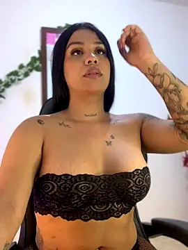 tinalove7 online show from October 8, 2025, 1:18 am