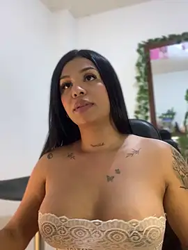 tinalove7 online show from October 25, 2025, 10:10 pm