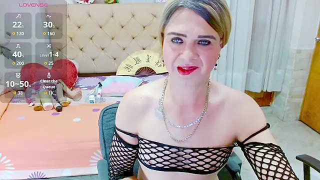 Snapshot of Dolldirtyxxx chatting on October 22, 2025, 5:07 am Dolldirtyxxx online show from October 22, 2025, 5:07 am