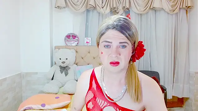 Dolldirtyxxx online show from May 15, 2026, 5:05 am