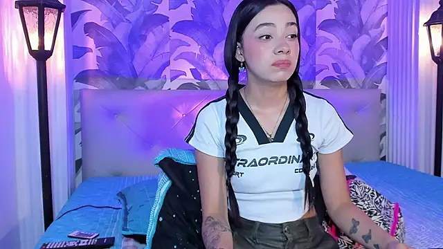 Sami Evanns online show from October 4, 2025, 3:08 am