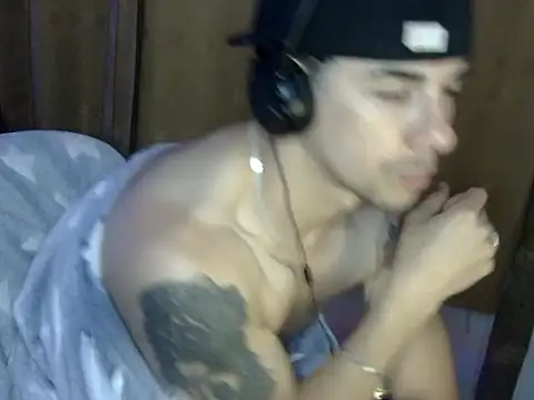 Snapshot of venusfranco_94 chatting on September 19, 2025, 6:17 am venusfranco 94 online show from September 19, 2025, 6:17 am