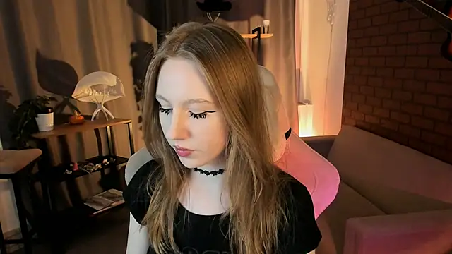 Snapshot of DariaTate chatting on March 22, 2026, 10:06 am DariaTate online show from March 22, 2026, 10:06 am