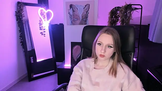 Snapshot of DariaTate chatting on March 4, 2025, 2:42 pm DariaTate online show from March 4, 2025, 2:42 pm