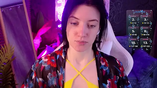 Snapshot of roxy_riot_ chatting on December 23, 2025, 1:27 am roxy riot online show from December 23, 2025, 1:27 am