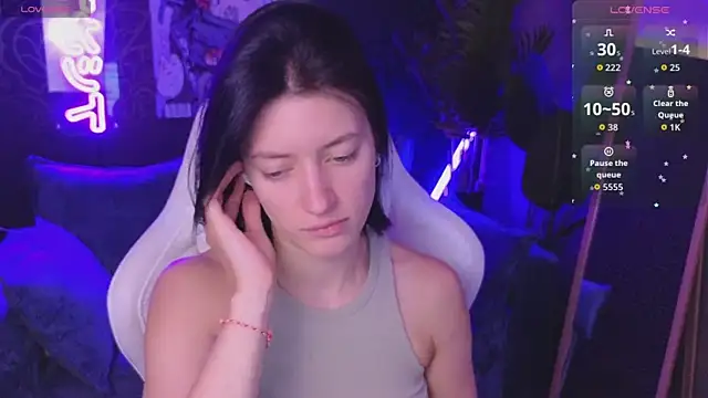 Snapshot of roxy_riot_ chatting on April 11, 2026, 1:35 am roxy riot online show from April 11, 2026, 1:35 am