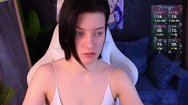 Snapshot of roxy_riot_ chatting on March 7, 2026, 1:23 am roxy riot online show from March 7, 2026, 1:23 am