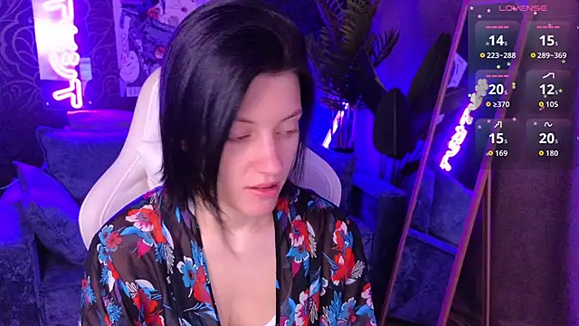 Snapshot of roxy_riot_ chatting on March 30, 2026, 1:29 am roxy riot online show from March 30, 2026, 1:29 am