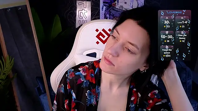 Snapshot of roxy_riot_ chatting on January 14, 2026, 1:31 am roxy riot online show from January 14, 2026, 1:31 am