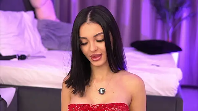 Snapshot of LilaRoses chatting on February 1, 2026, 5:27 am LilaRoses online show from February 1, 2026, 5:27 am