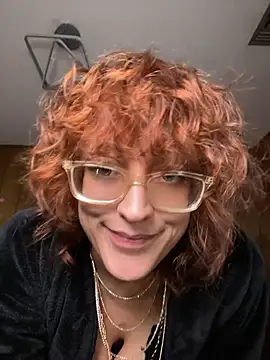 Snapshot of grassXass420 chatting on June 11, 2026, 6:38 pm grassXass420 online show from June 11, 2026, 6:38 pm